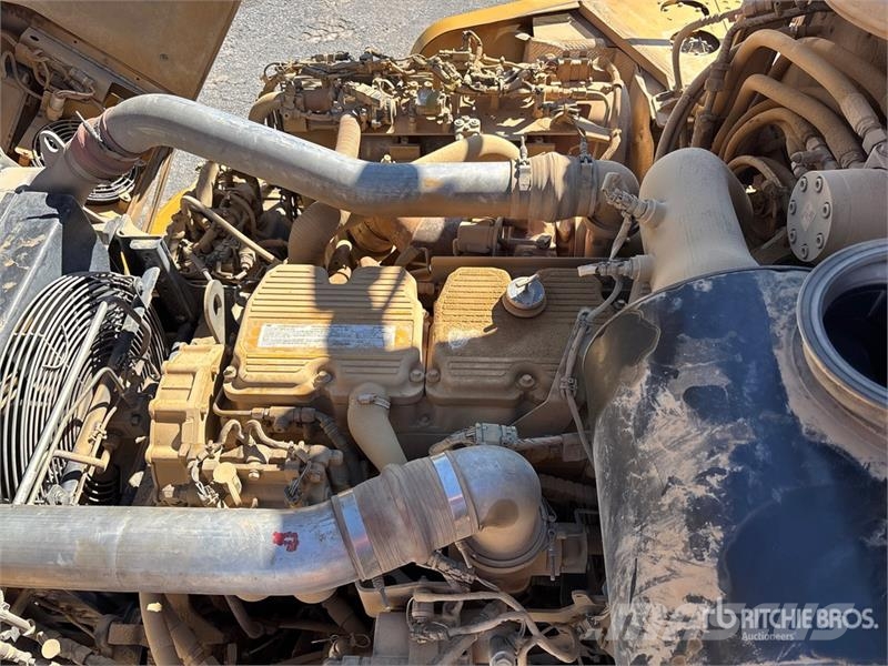 CAT 745 Articulated Dump Truck Dumpers articolati