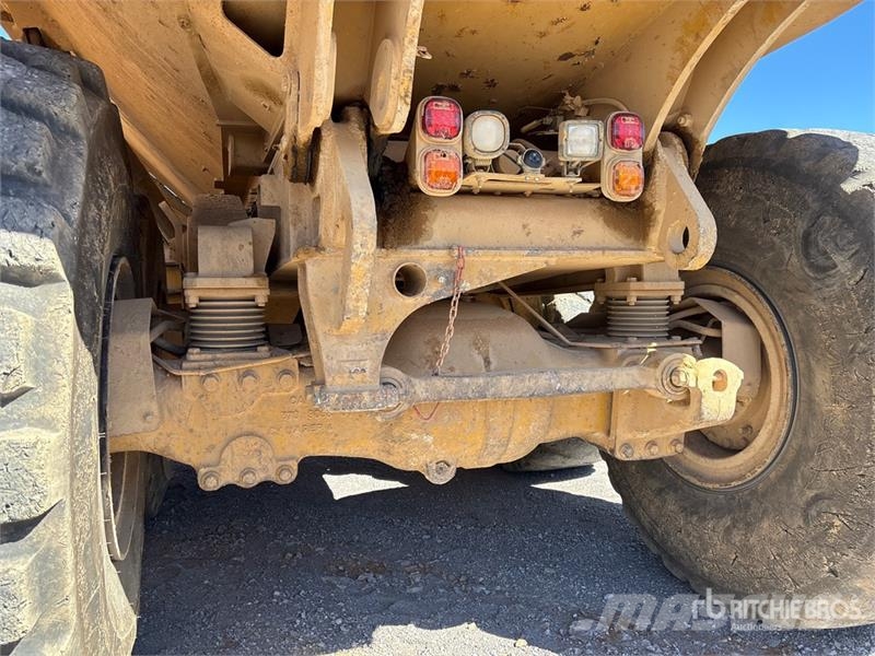 CAT 745 Articulated Dump Truck Dumpers articolati