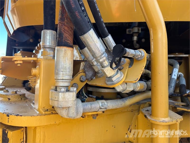 CAT 745 Articulated Dump Truck Dumpers articolati