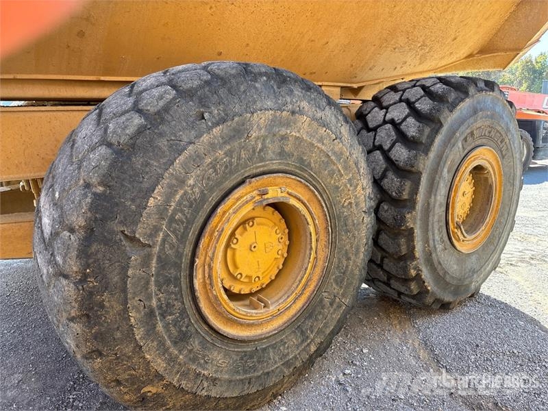CAT 745 Articulated Dump Truck Dumpers articolati