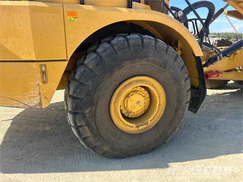 CAT 745 Articulated Dump Truck Caminhão basculante articulado ADT