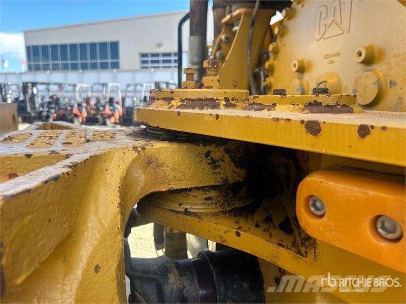 CAT 745 Articulated Dump Truck Caminhão basculante articulado ADT