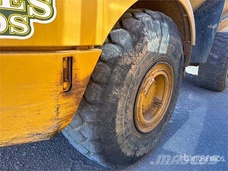CAT 745 Articulated Dump Truck Dumpers articolati