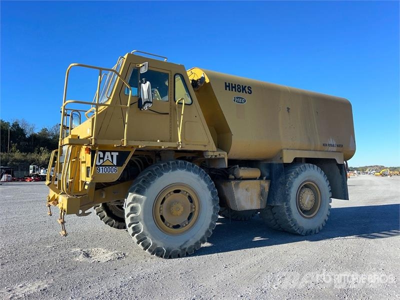 CAT 769C 4x4 Off-Highway Rigid Water Truck Autocisterne