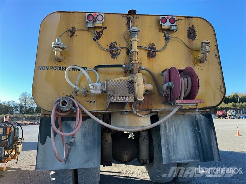 CAT 769C 4x4 Off-Highway Rigid Water Truck Autocisterne