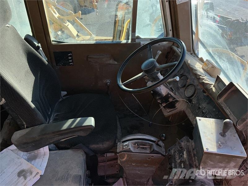 CAT 769C 4x4 Off-Highway Rigid Water Truck Autocisterne