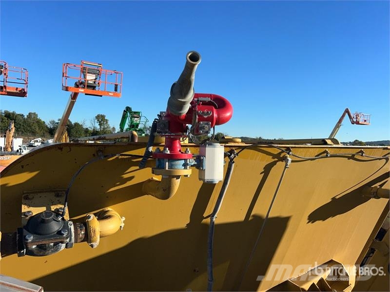 CAT 769C 4x4 Off-Highway Rigid Water Truck Autocisterne