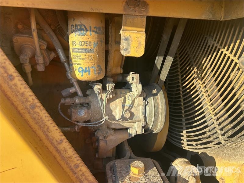 CAT 815F Soil compactors