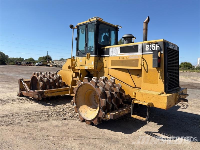 CAT 815F Jordvibrationstromler