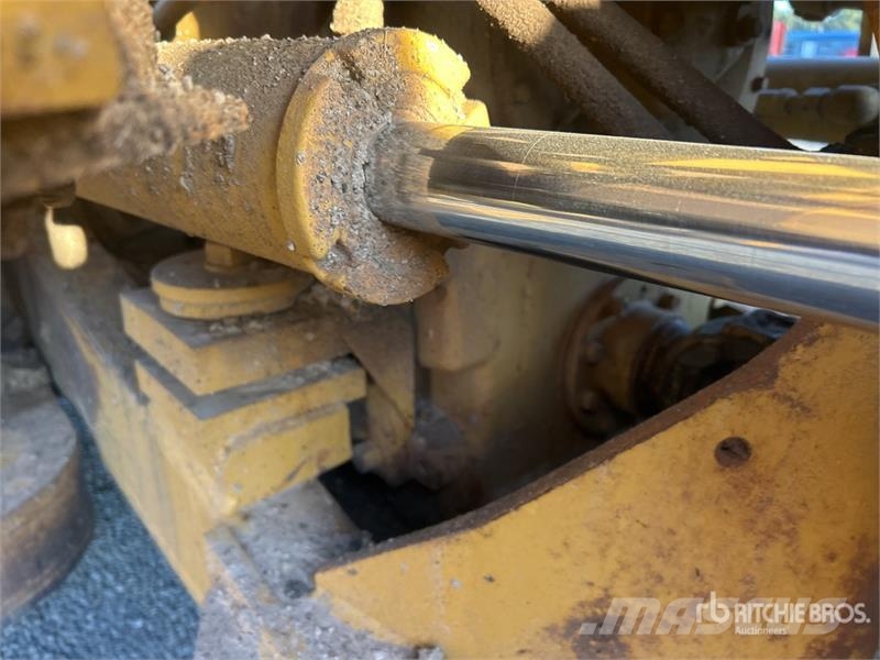 CAT 815F Soil compactors