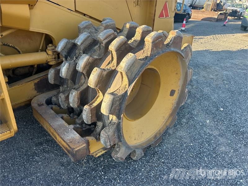 CAT 815F Soil compactors