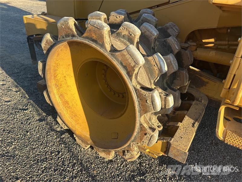 CAT 815F Soil compactors