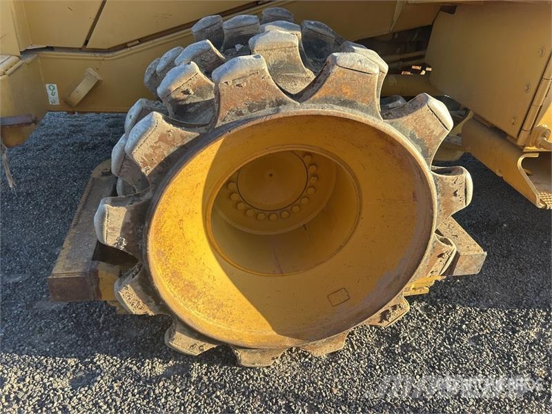 CAT 815F Soil compactors
