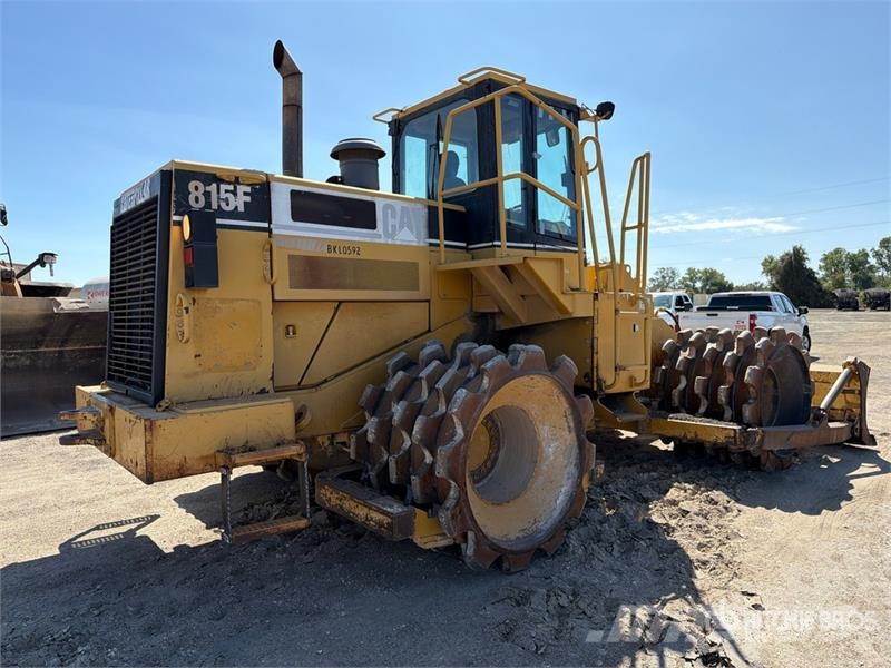 CAT 815F Jordvibrationstromler