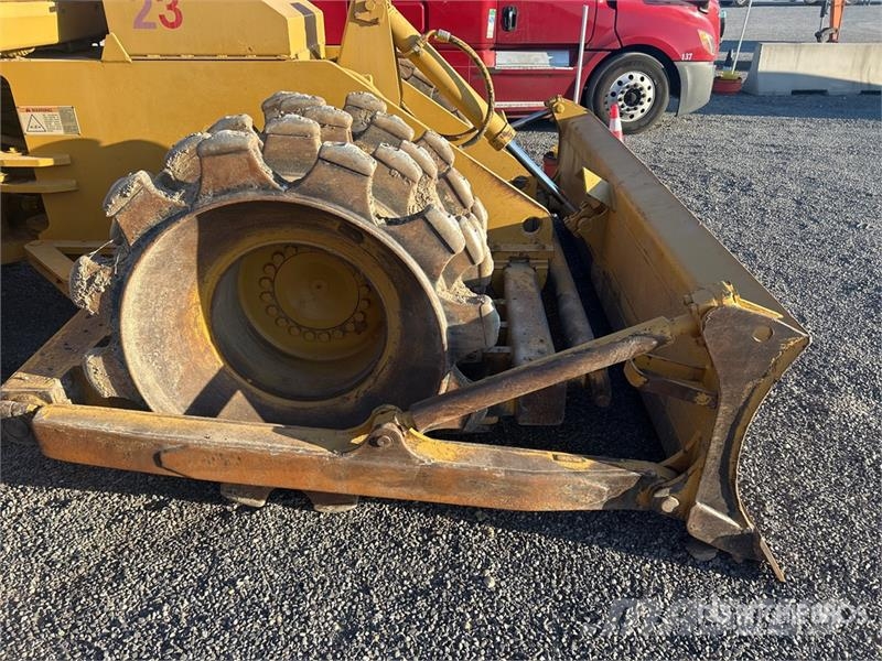 CAT 815F Soil compactors