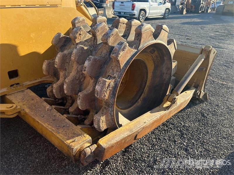 CAT 815F Soil compactors