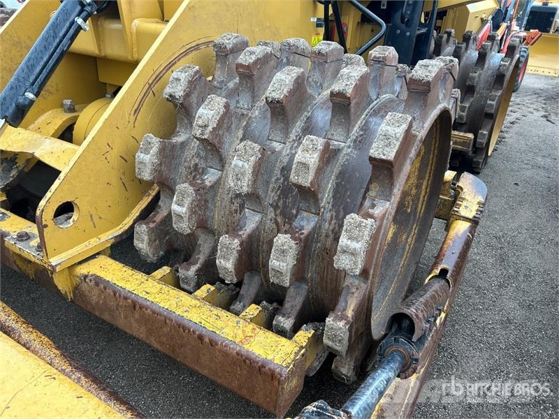 CAT 815K Soil Compactor Уплотнители грунта