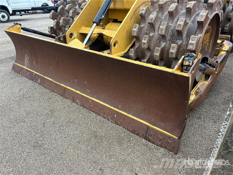 CAT 815K Soil Compactor Уплотнители грунта