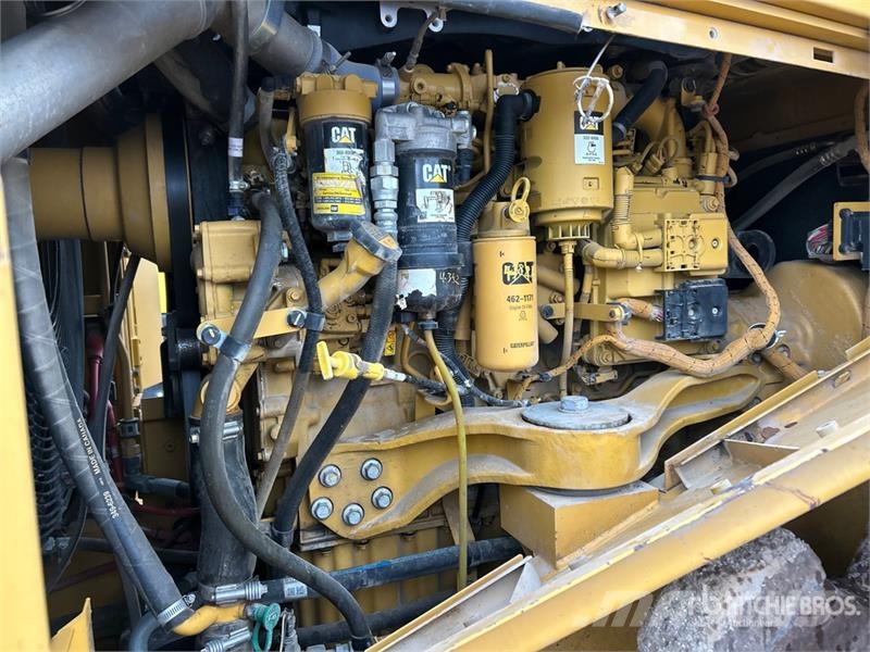 CAT 815K Soil Compactor Уплотнители грунта