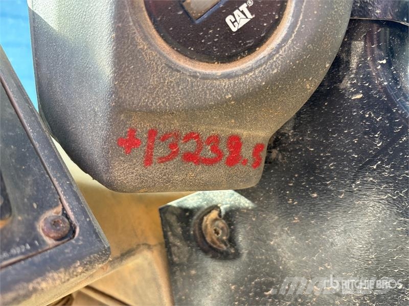 CAT 924G Naudoti ratiniai krautuvai