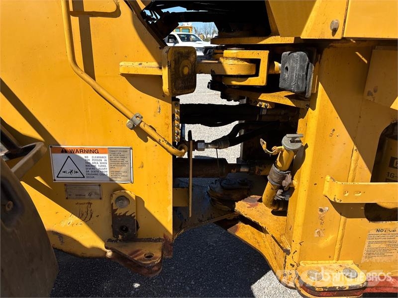 CAT 924G Naudoti ratiniai krautuvai