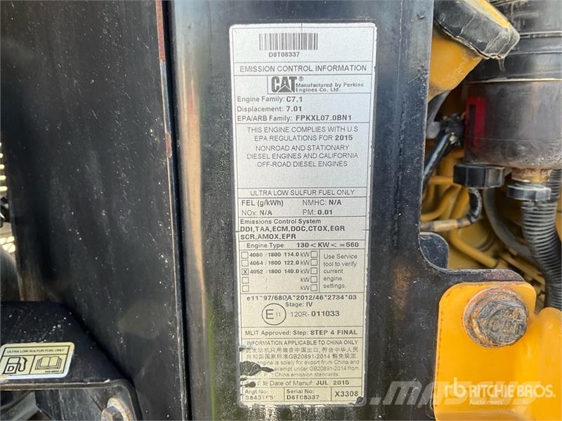 CAT 926M High Lift Wheel Loader Kolové nakladače
