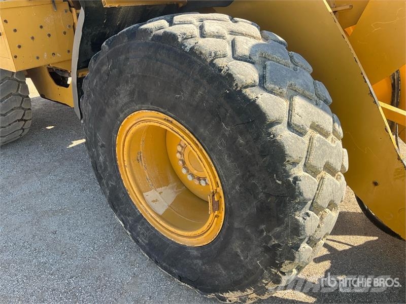CAT 926M High Lift Wheel Loader Kolové nakladače