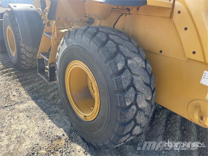 CAT 926M Wheel Loader Iekrāvēji uz riteņiem