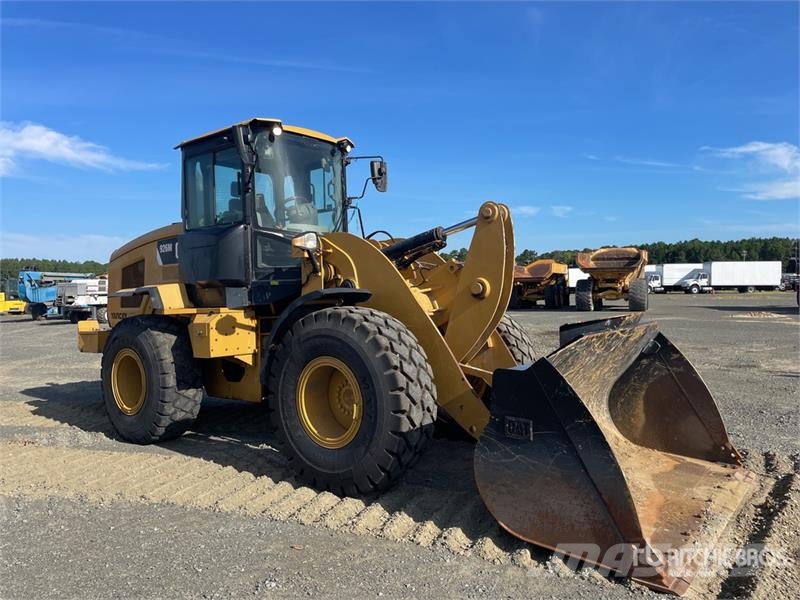CAT 926M Wheel Loader Iekrāvēji uz riteņiem