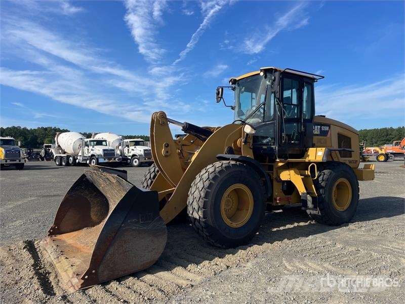 CAT 926M Wheel Loader Iekrāvēji uz riteņiem