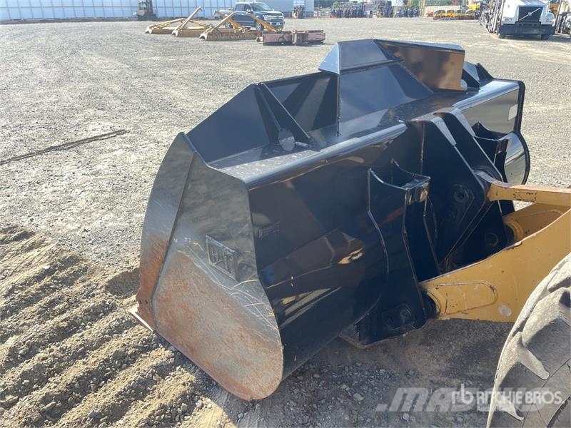 CAT 926M Wheel Loader Iekrāvēji uz riteņiem