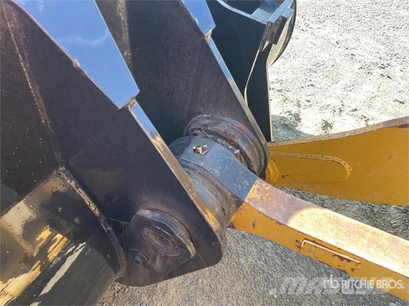 CAT 926M Wheel Loader Iekrāvēji uz riteņiem
