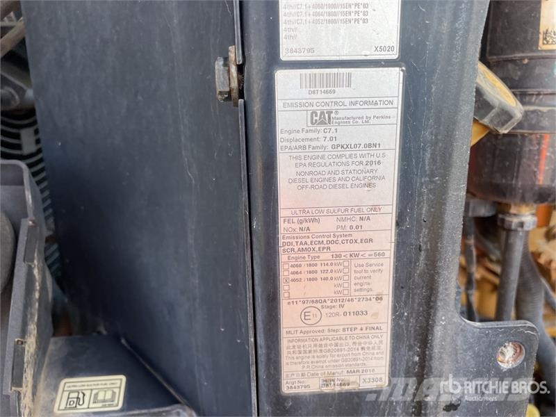 CAT 926M Wheel Loader Iekrāvēji uz riteņiem