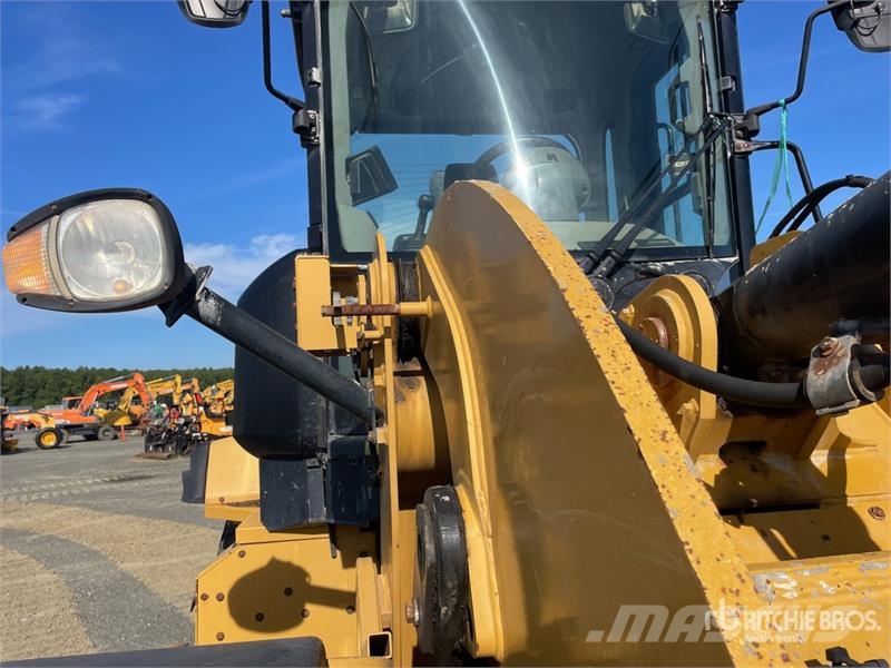 CAT 926M Wheel Loader Iekrāvēji uz riteņiem