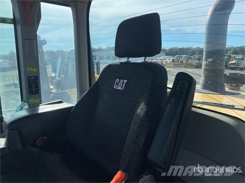 CAT 926M Wheel Loader Iekrāvēji uz riteņiem