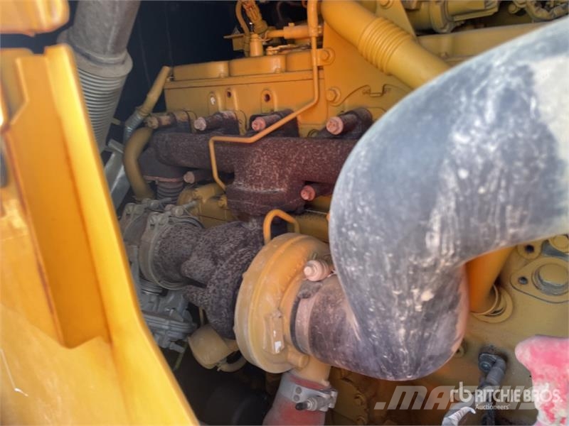 CAT 926M Wheel Loader Iekrāvēji uz riteņiem