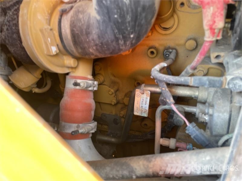 CAT 926M Wheel Loader Iekrāvēji uz riteņiem