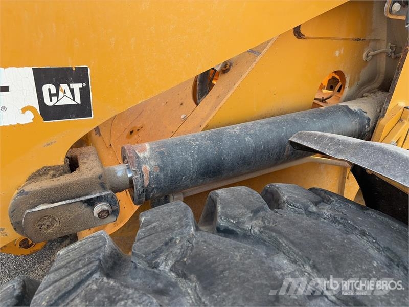 CAT 928H Wielladers