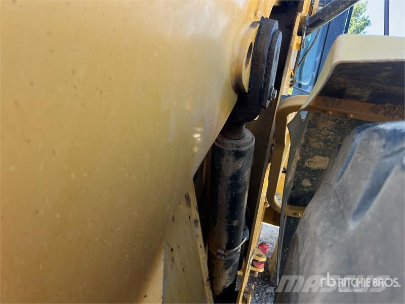 CAT 930K Chargeuse sur pneus