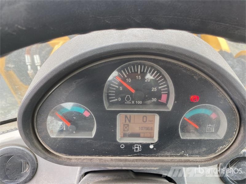 CAT 930K Kolesni nakladalci