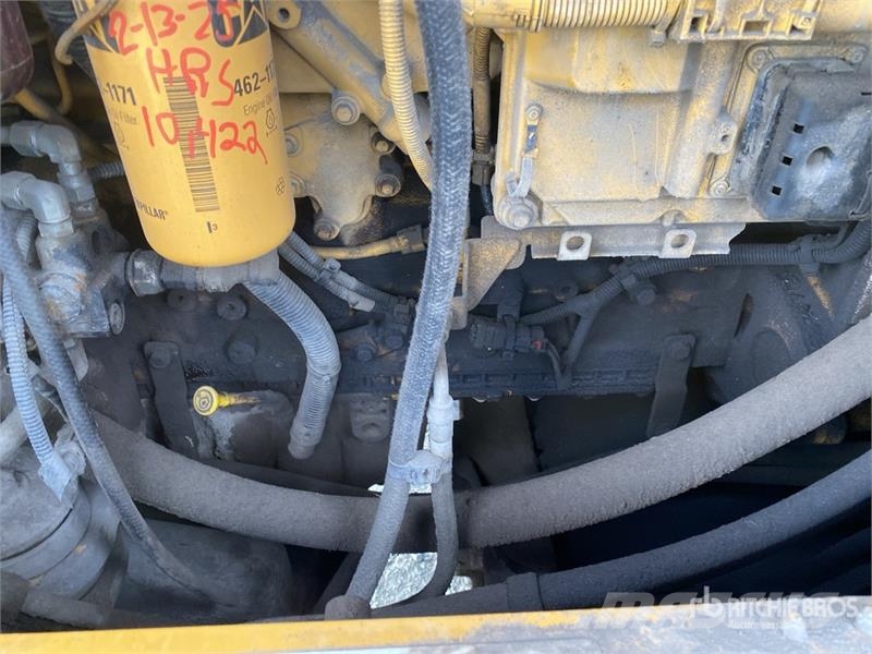CAT 930K Kolesni nakladalci