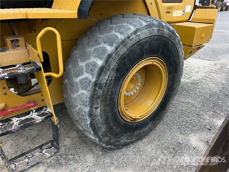 CAT 930M Læssemaskiner på hjul