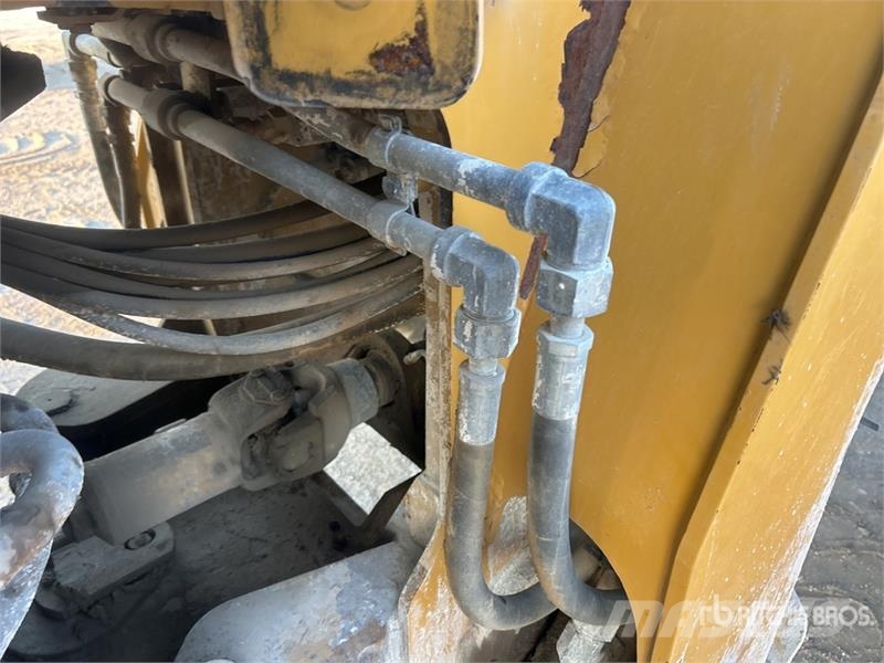 CAT 938 K Wheel Loader Kolesni nakladalci