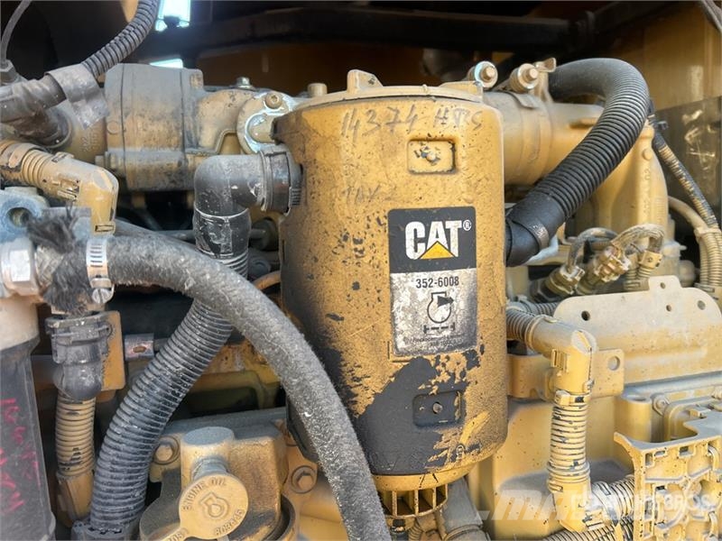 CAT 938 K Wheel Loader Kolesni nakladalci