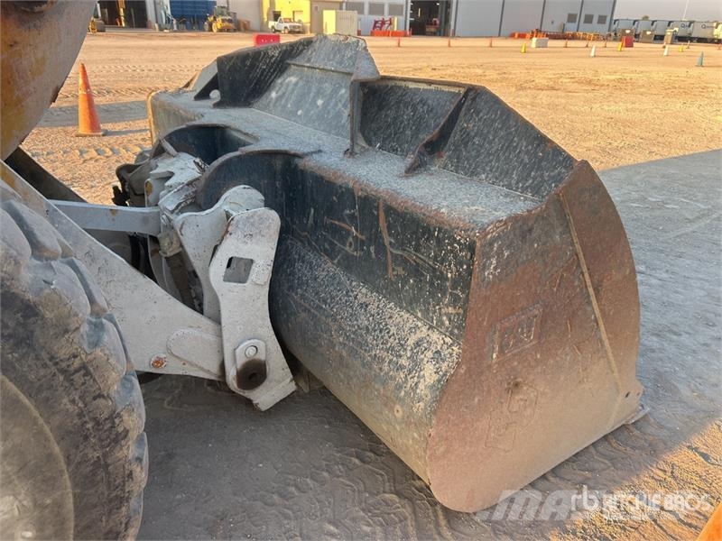 CAT 938 K Wheel Loader Kolesni nakladalci