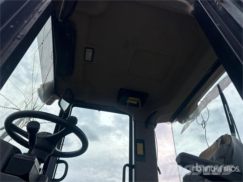 CAT 938G Series II Iekrāvēji uz riteņiem