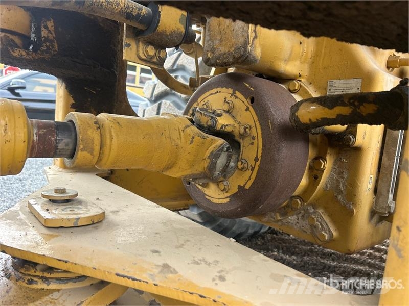 CAT 938G Series II Iekrāvēji uz riteņiem