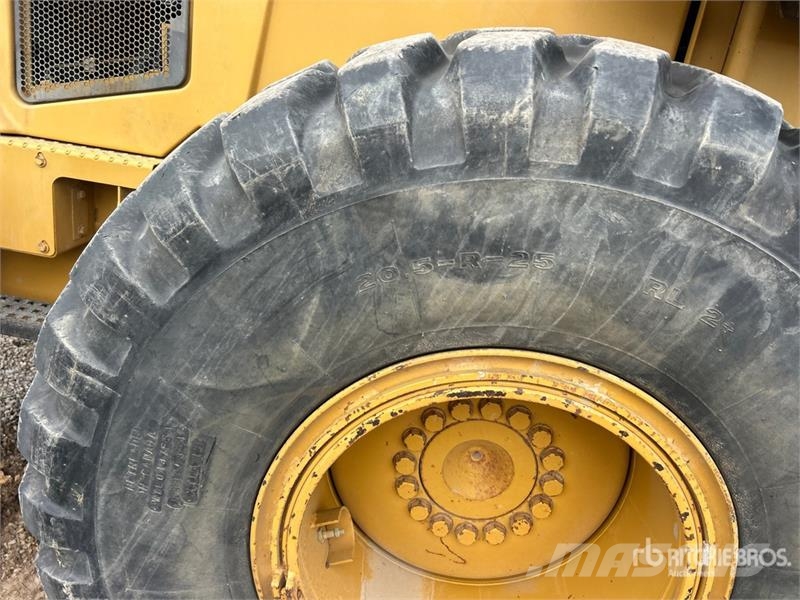CAT 938G Series II Iekrāvēji uz riteņiem