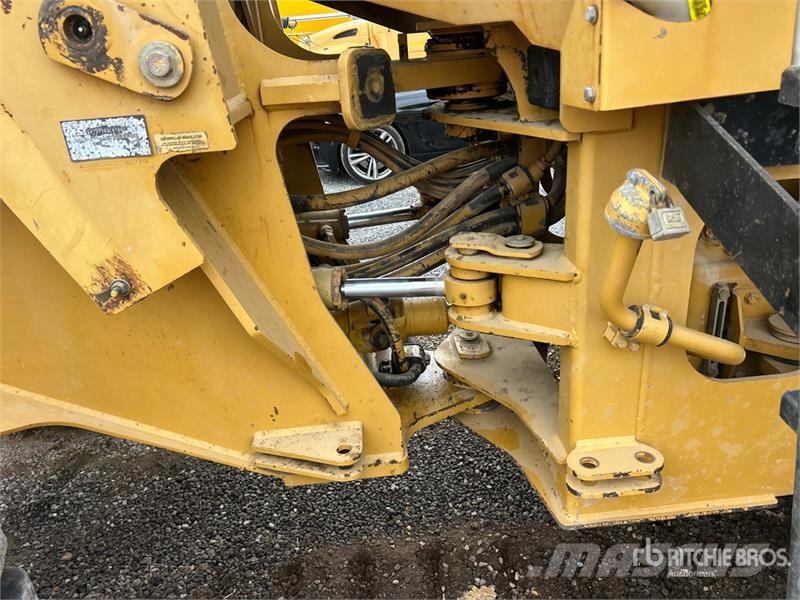 CAT 938G Series II Iekrāvēji uz riteņiem