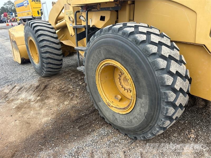 CAT 938G Series II Iekrāvēji uz riteņiem